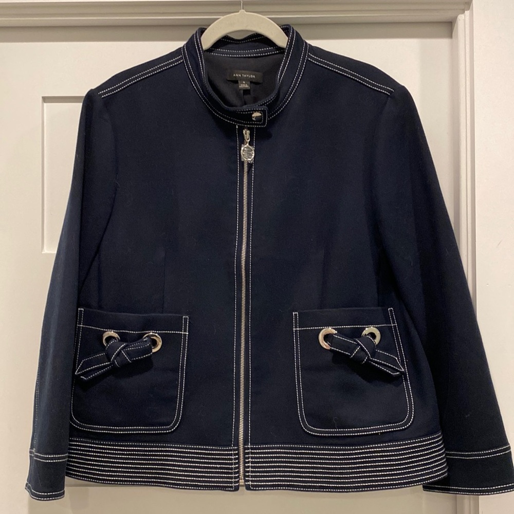 Ann Taylor Dark Navy topstitch stretch twill jacket so 18